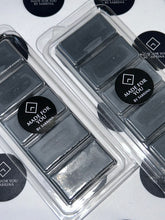 Load image into Gallery viewer, Opium Noir Wax Melt - Snap Bar/Pots/Wardrobe Fresheners