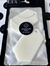 Load image into Gallery viewer, Pink Vanilla & Coco Blossom Wax Melt - Snap Bar/Pots/Wardrobe Fresheners