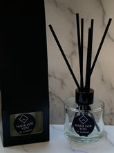 Load image into Gallery viewer, Reed Diffusers & Reed Diffuser Refills
