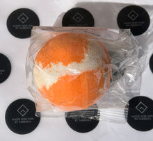 Load image into Gallery viewer, Bath Bombs
